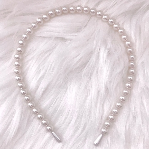 💜10/$25💜NEW White Pearl Bohemian Headband - Picture 6 of 7